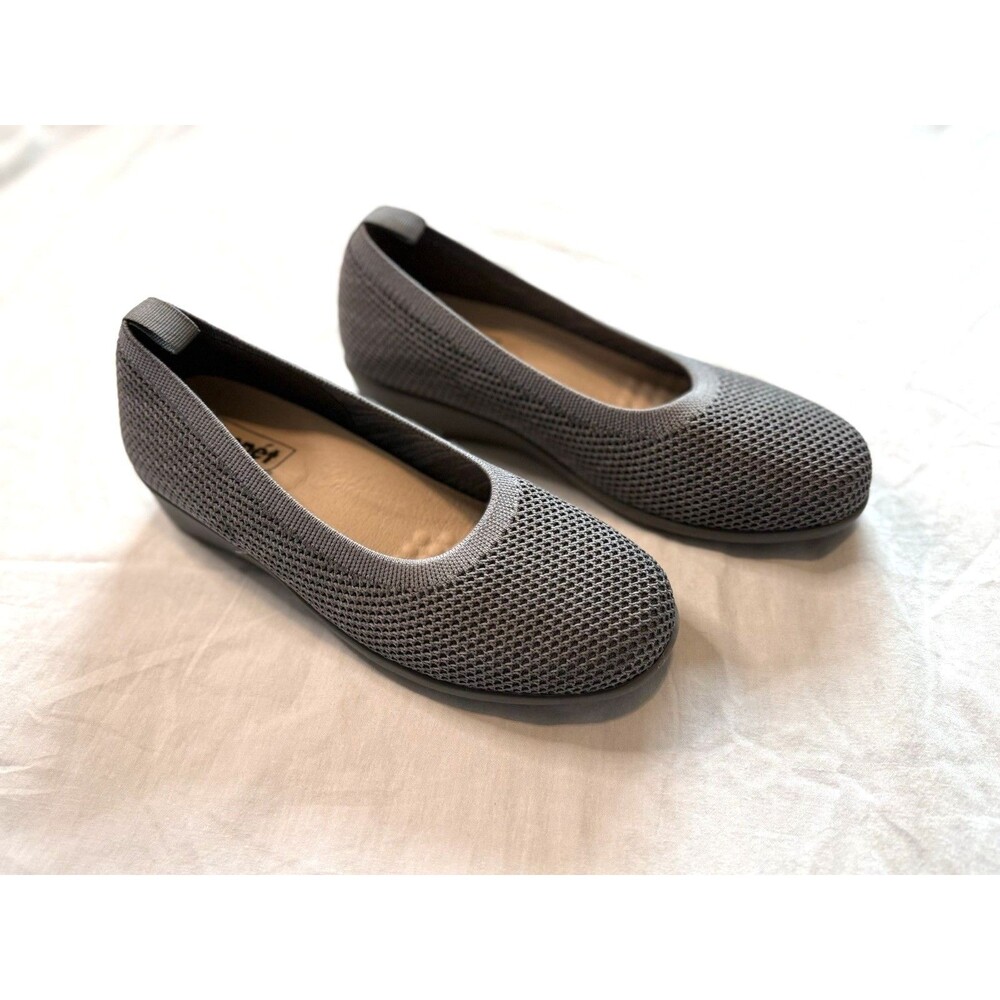 Propet Yen Womens Knit Shoe Size 8.5 Gray Casual Comfort Slip On Flat NWOB